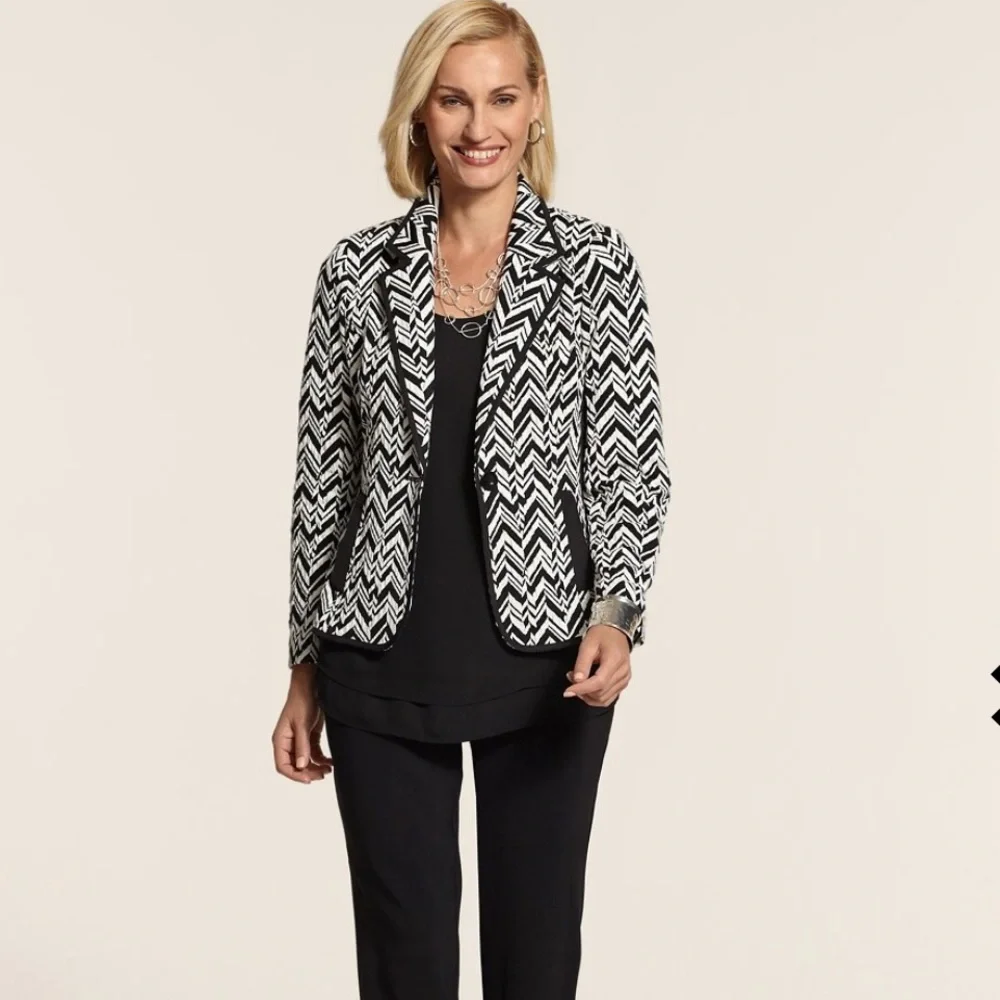 Chico’s Textured Pattern Blazer - Picture 7 of 10